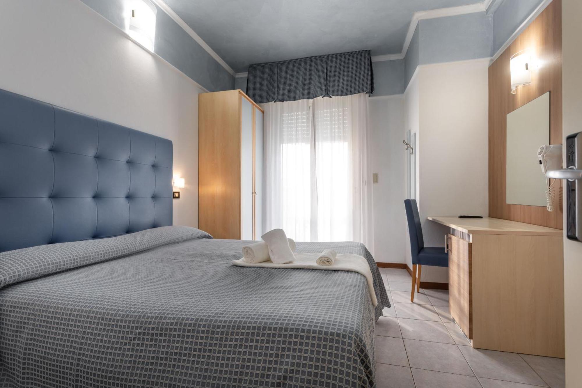 בלריה-איגאה מרינה Hotel Nettuno מראה חיצוני תמונה